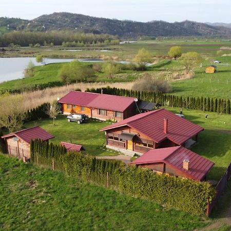 Casa De La Lac Sighetu Marmaţiei Екстериор снимка