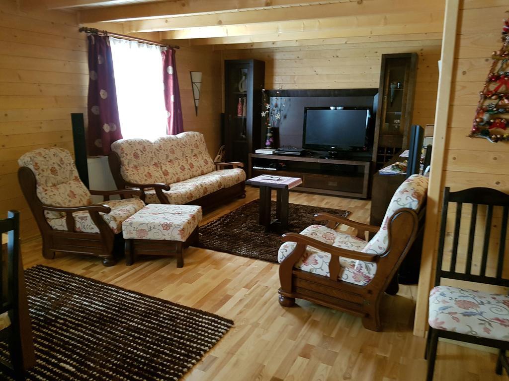 Casa De La Lac Sighetu Marmaţiei Екстериор снимка